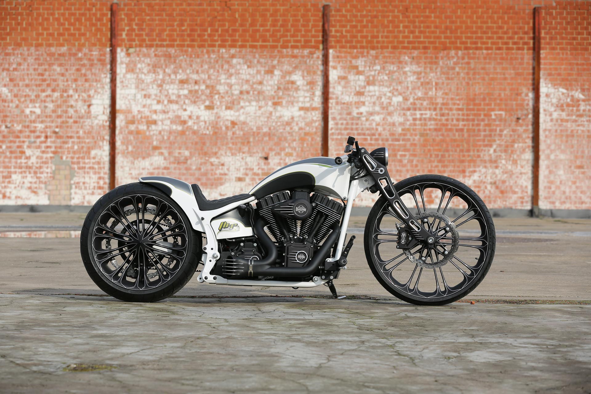 Thunderbike TB-R 1 • H-D FXSB Breakout Custom Motorcycle