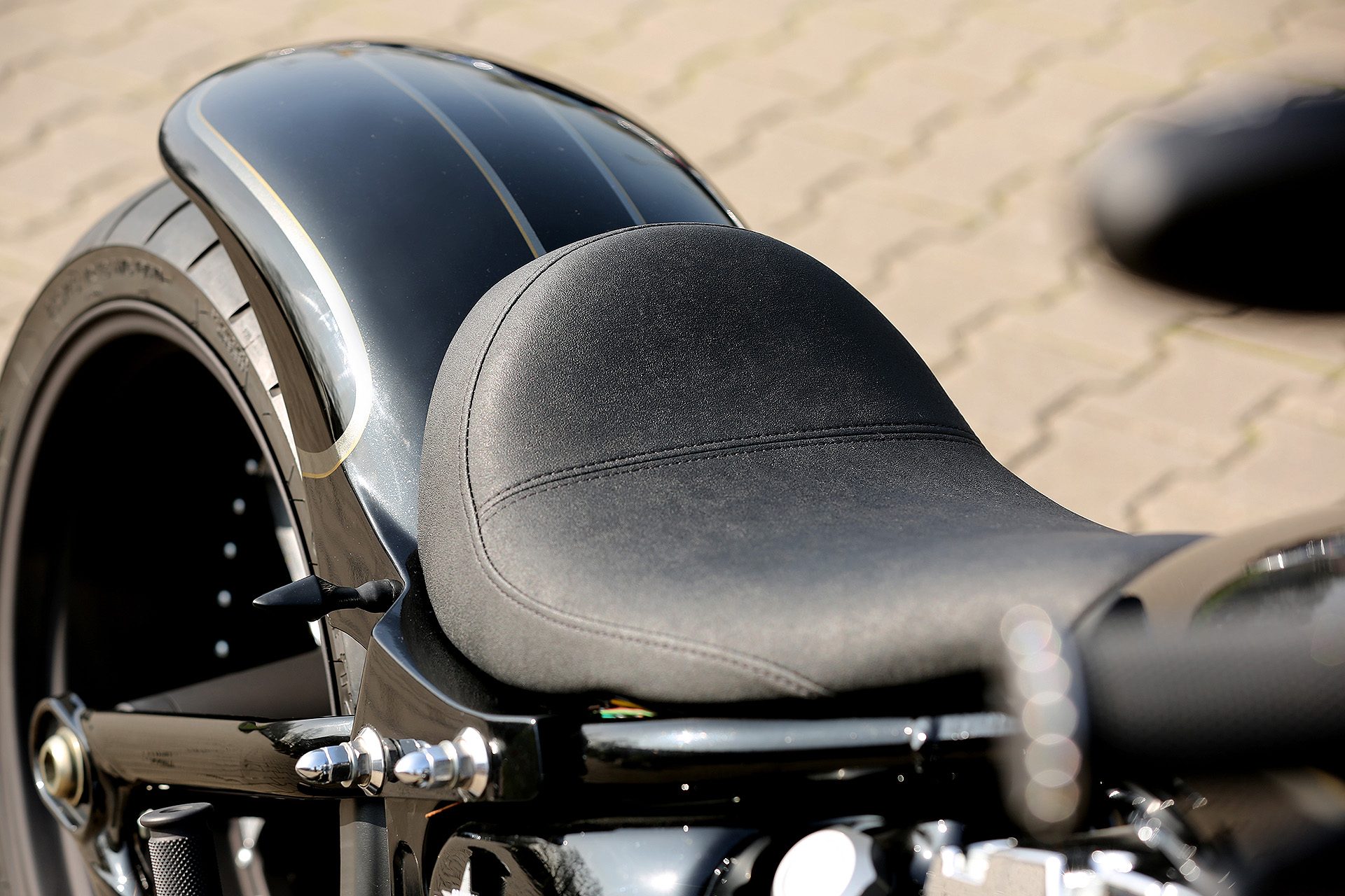 Thunderbike Glizer • H-D FXSB Breakout Custom Motorcycle