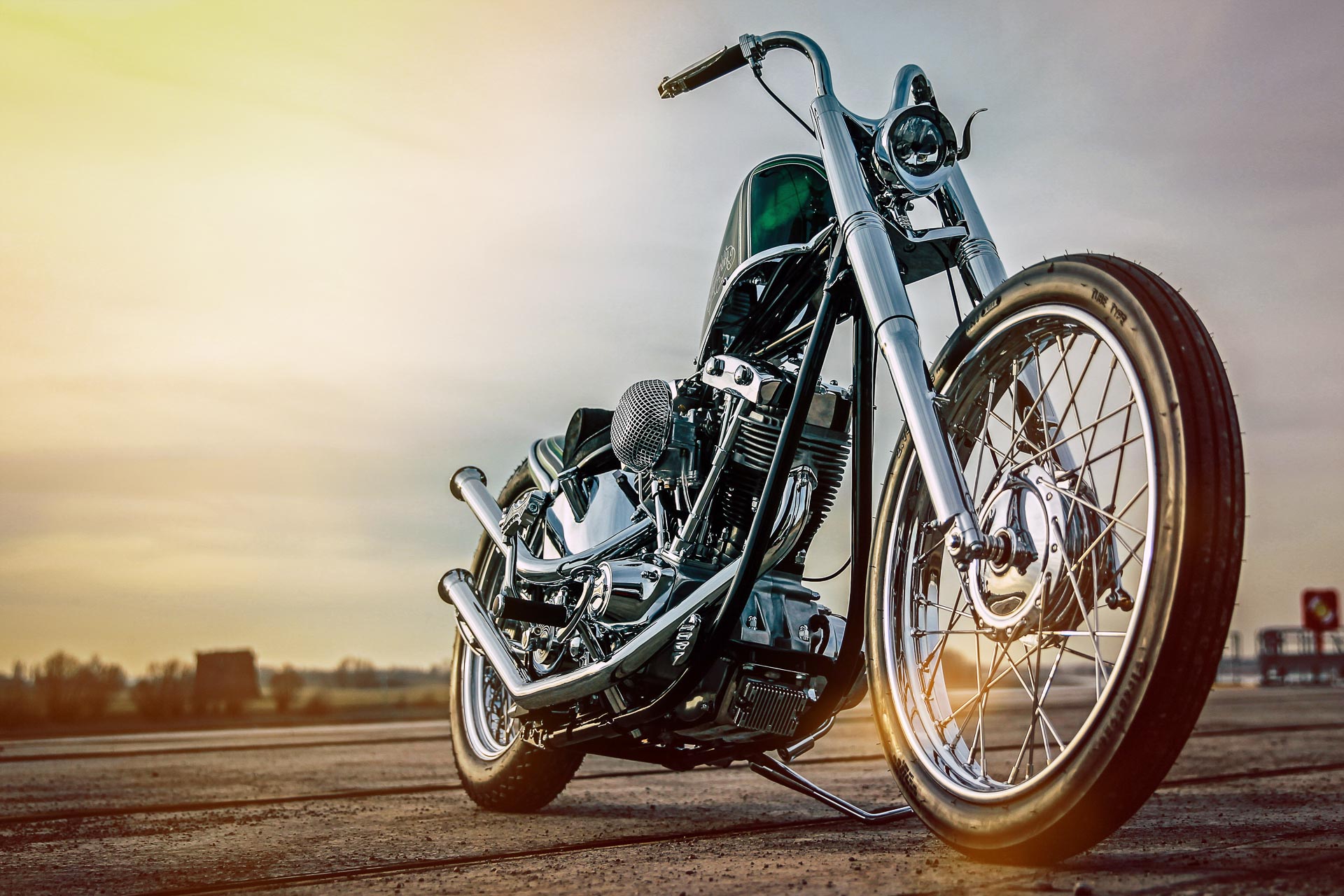 Customized Harley-Davidson motorcycles with Shovelhead engine by Thunderbike