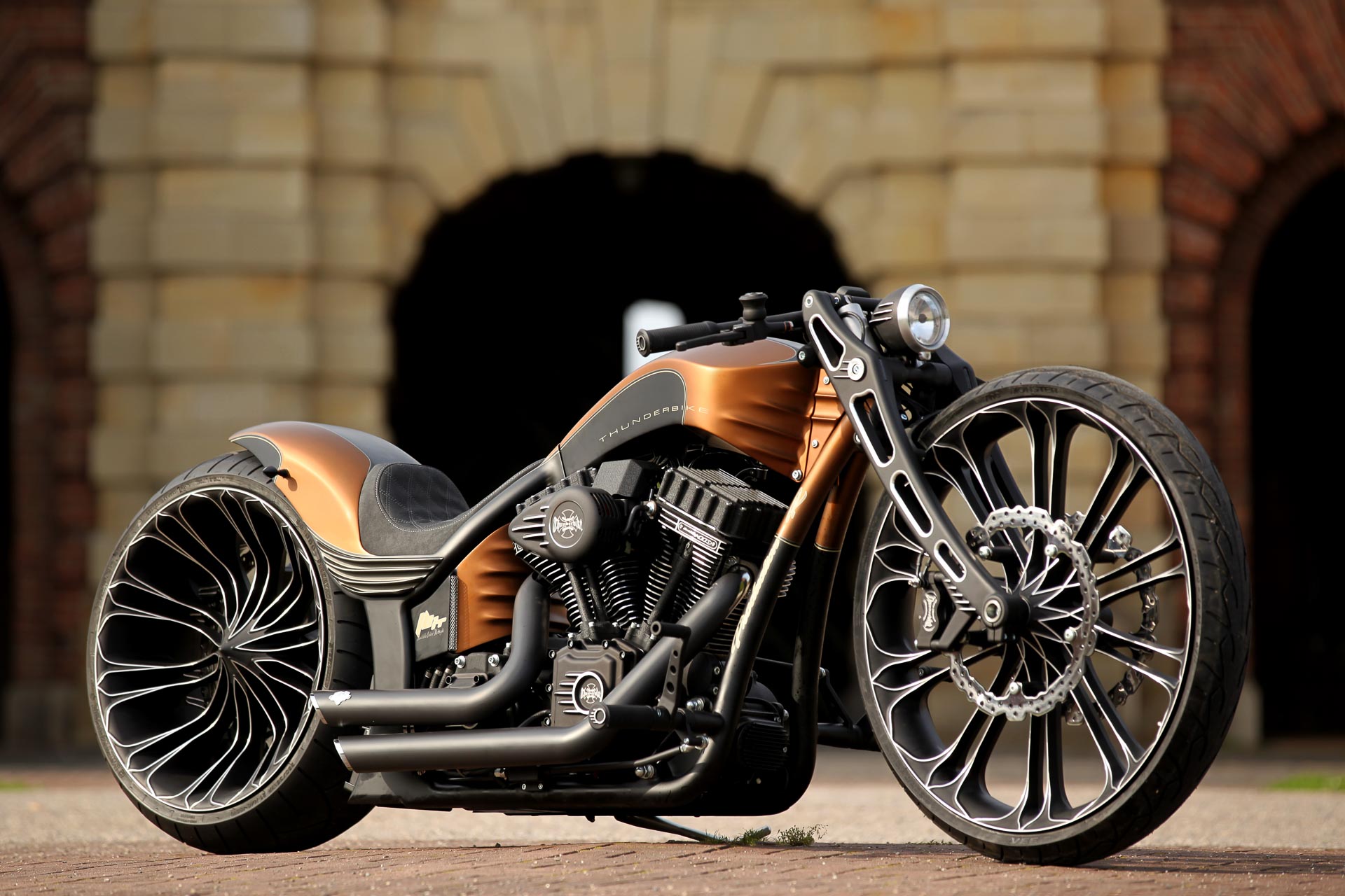 8 L Kleiner Motorrad Benzintank im Chopper Style für Custombikes Harley  Davidson