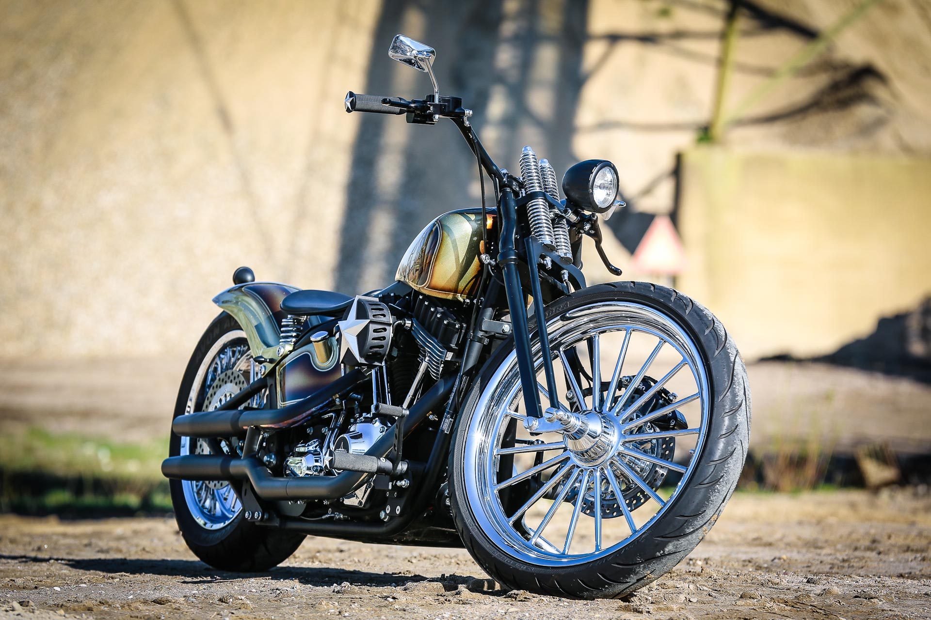 Thunderbike Blackline 2 • Custombike & Harley-Davidson Gallery