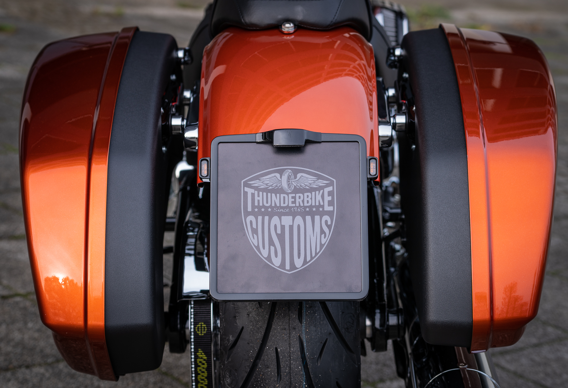 Universelles Motorrad Rücklicht Stripe 53mm bei Thunderbike