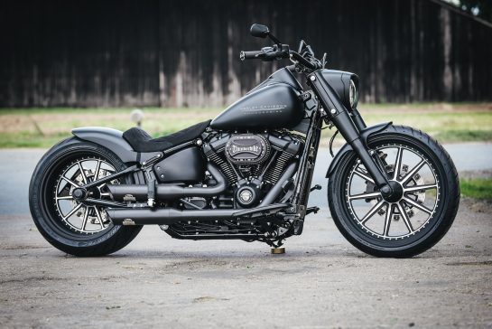Customized Fat Boy motorcycles by Thunderbike