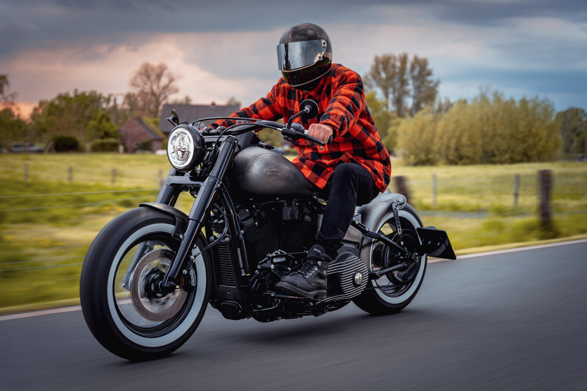 Thunderbike Flying Fury • Custombike & Harley-Davidson Gallery