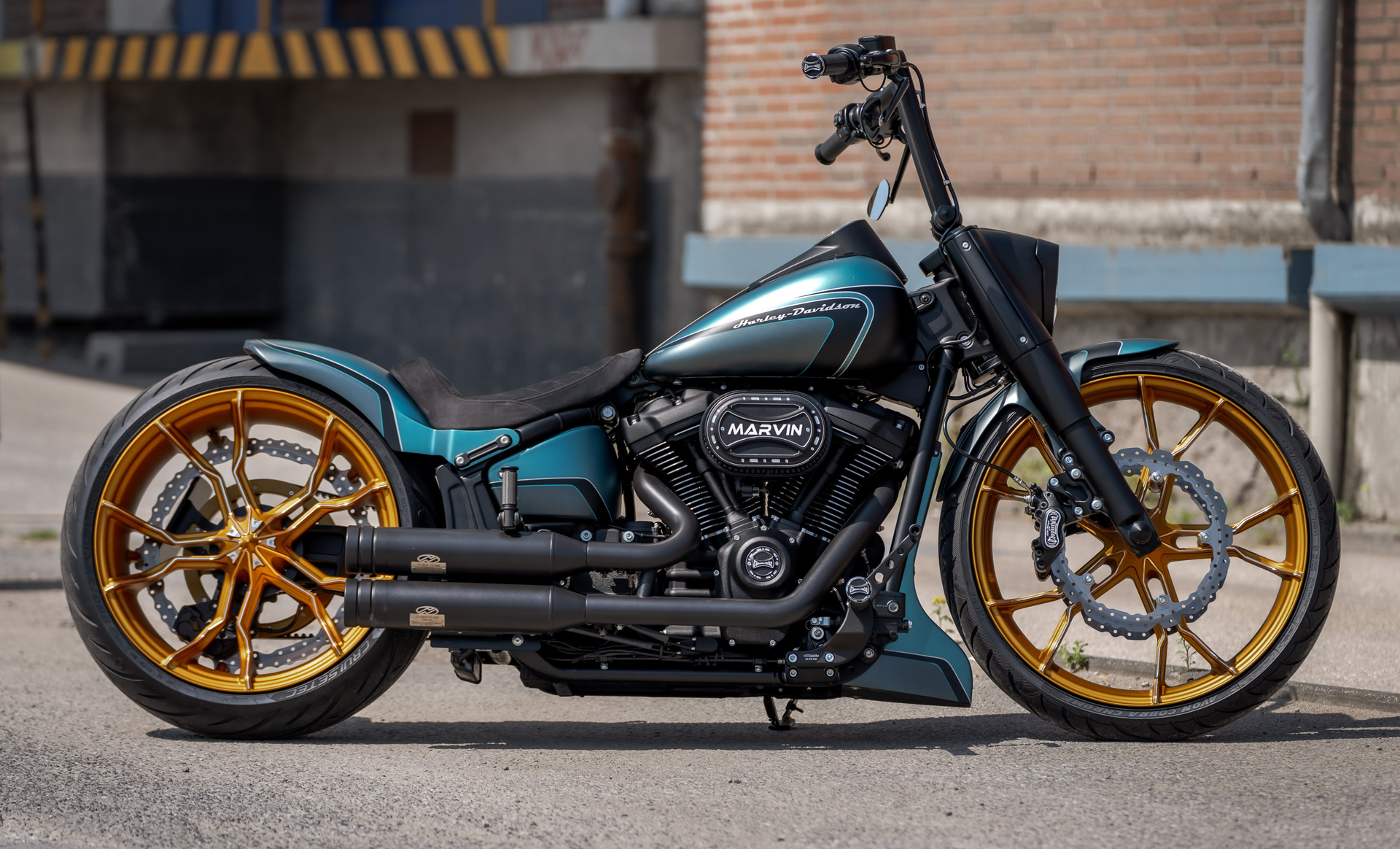 Thunderbike Ocean Force • customized Harley-Davidson Fat Boy